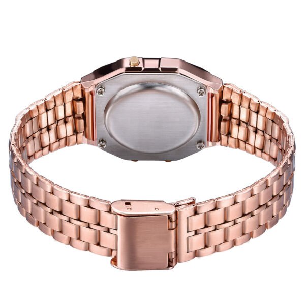 Montre électronique à bracelet en acier