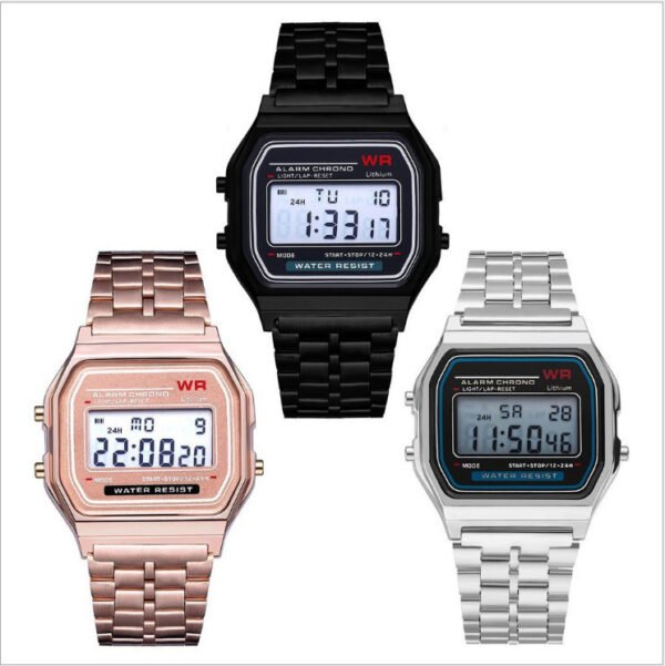 Montre électronique à bracelet en acier