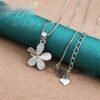 Collier pendentif fleur, chaîne fine, chaîne serpent