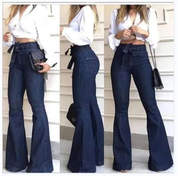 Pantalon en denim brut pour femme, taille haute, bas évasé.