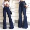 Pantalon en denim brut pour femme, taille haute, bas évasé.