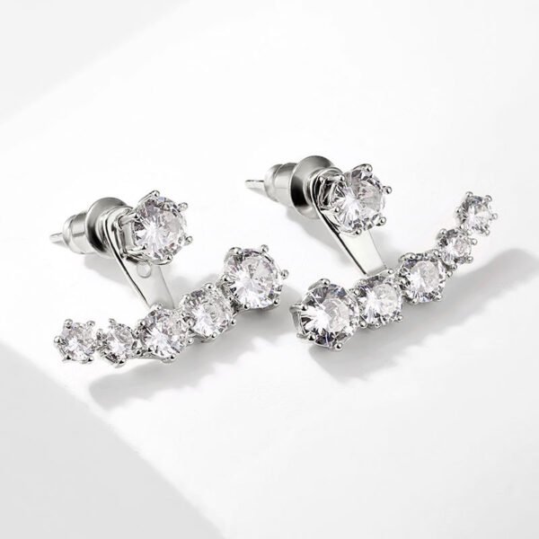 Clous d'oreilles élégants et discrets