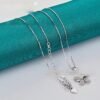Collier pendentif fleur, chaîne fine, chaîne serpent